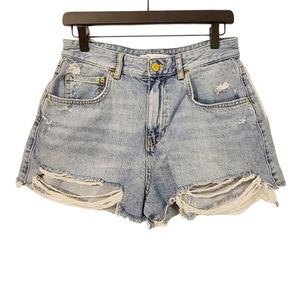 ZARA | High Rise ripped cut off distressed jean shorts raw hem size 6